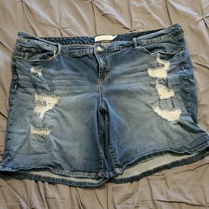 Torrid Distressed Bermuda Denim Shorts 28w